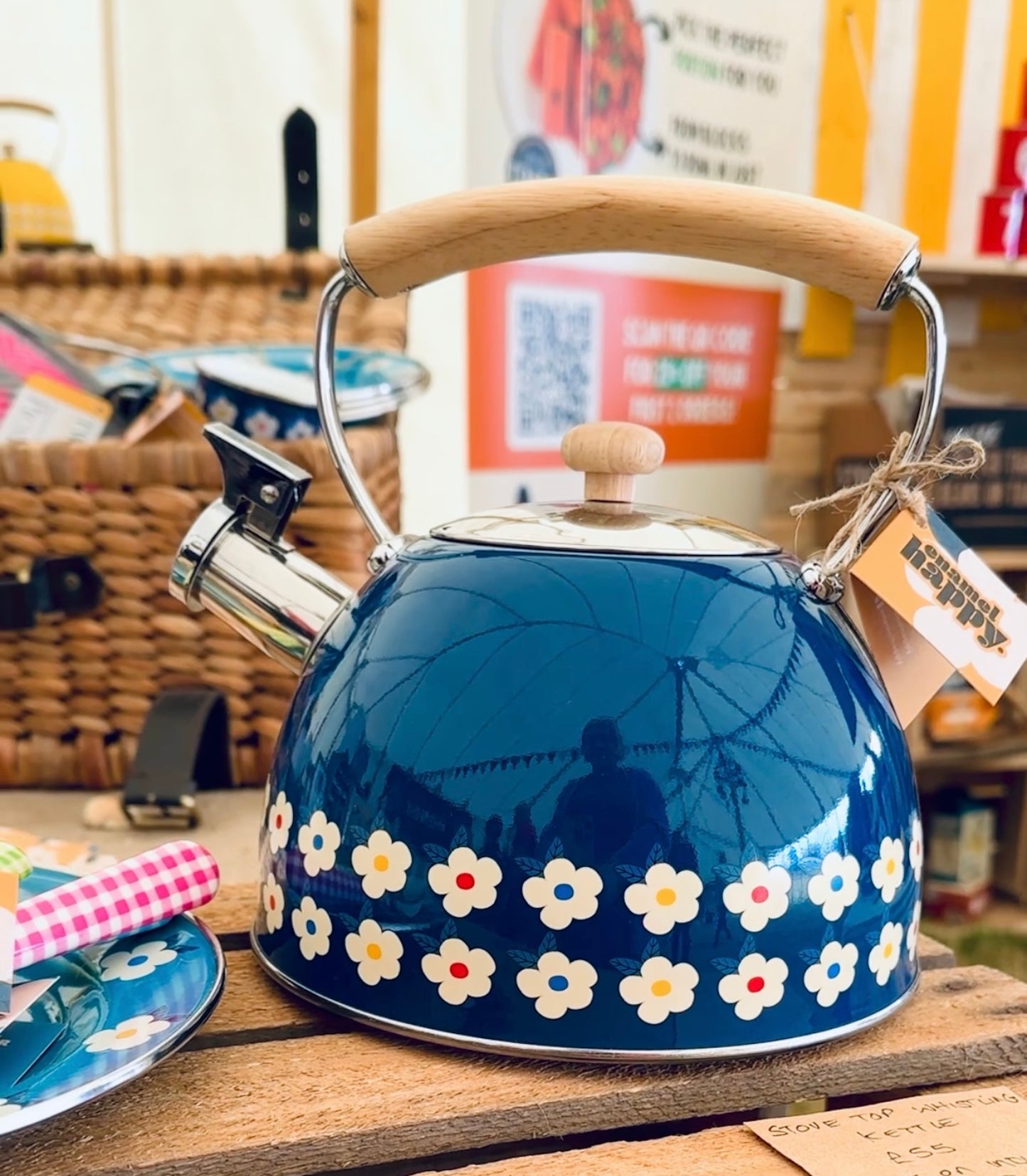 2.5L Whistling Kettle Stainless Steel Midnight Navy Blue Floral - Enamelhappy - Enamelhappy