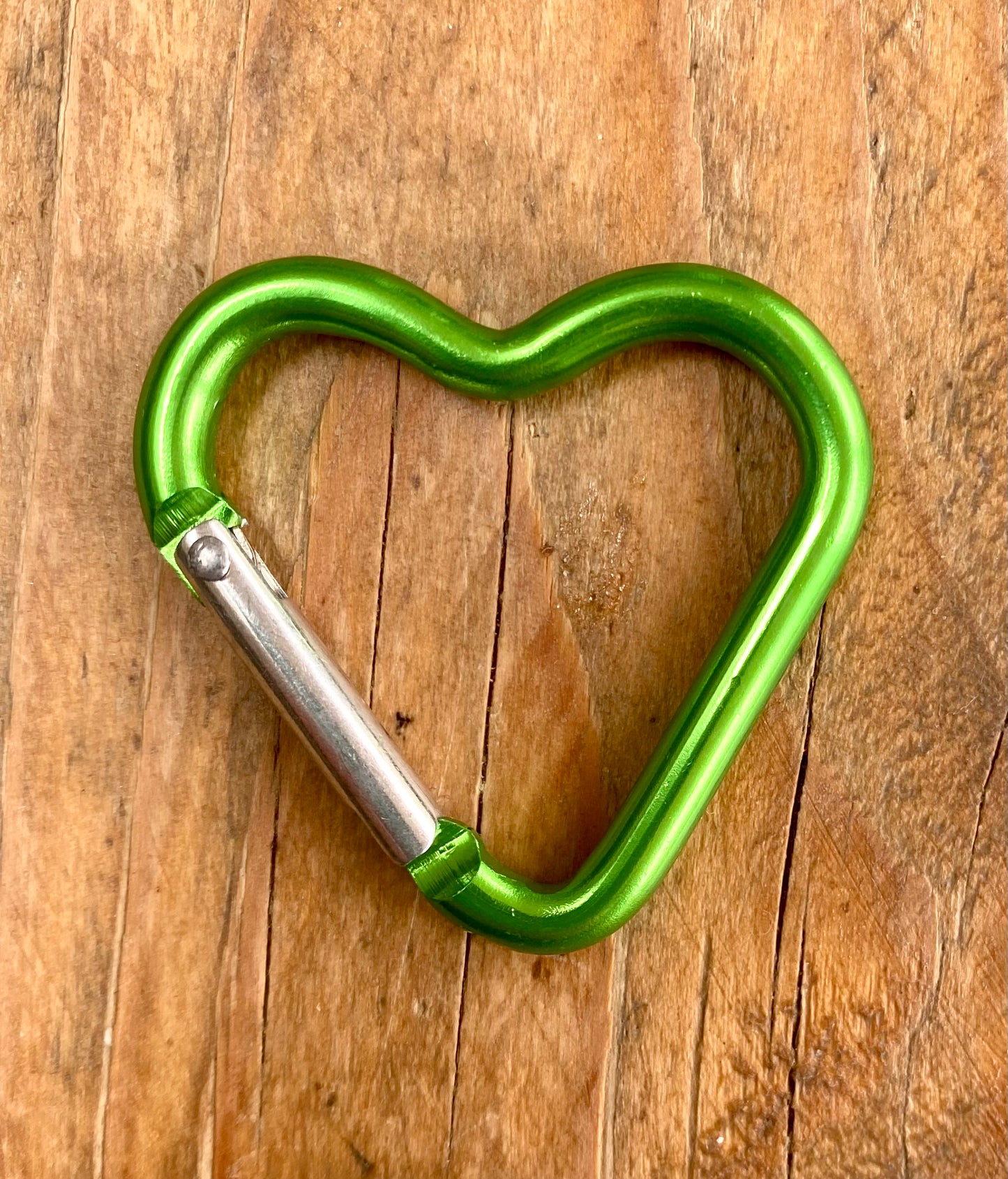 Heart Carabiner Clip (various colours) - Enamelhappy