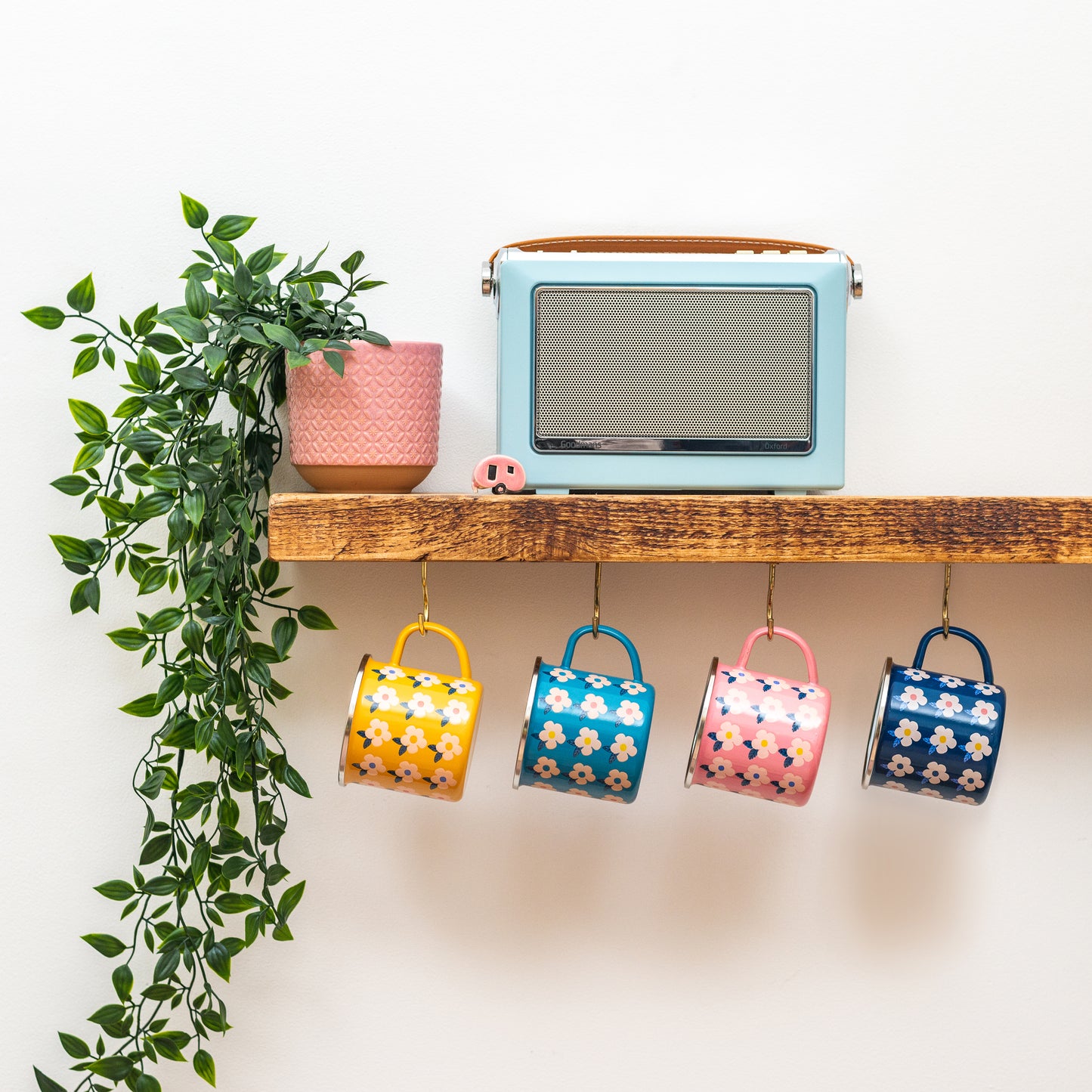 Beautiful Colourful Retro Floral Enamel Mug - Various Colours - Enamelhappy - Enamelhappy