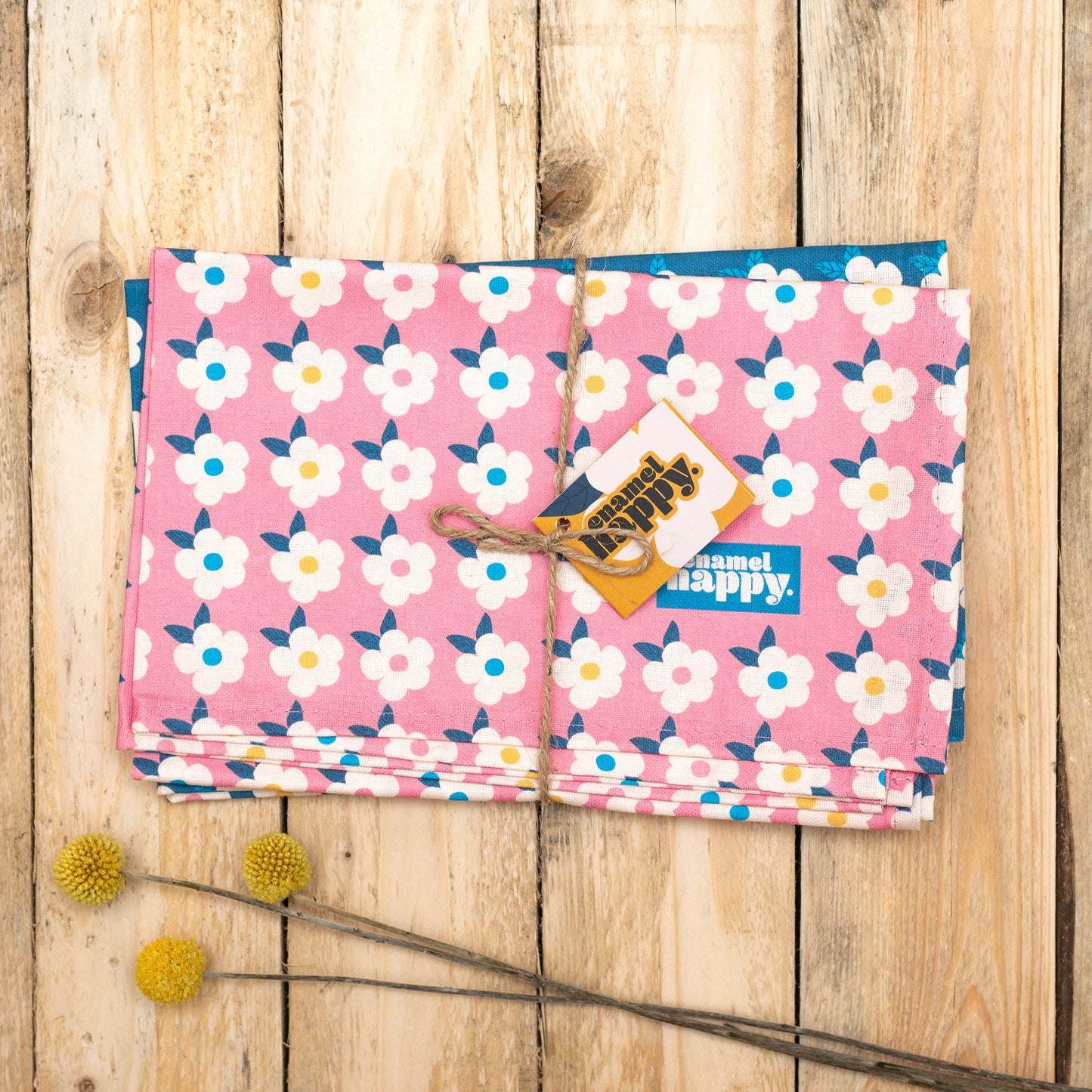 A Pair Colourful Tea Towels Pretty Retro Print - Enamelhappy - Various Colours - Enamelhappy