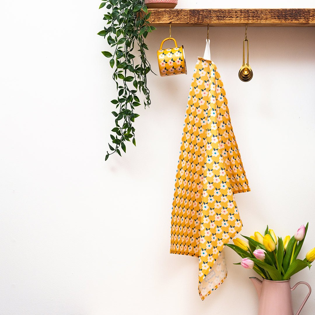 A Pair Colourful Tea Towels Pretty Retro Print - Enamelhappy - Various Colours - Enamelhappy