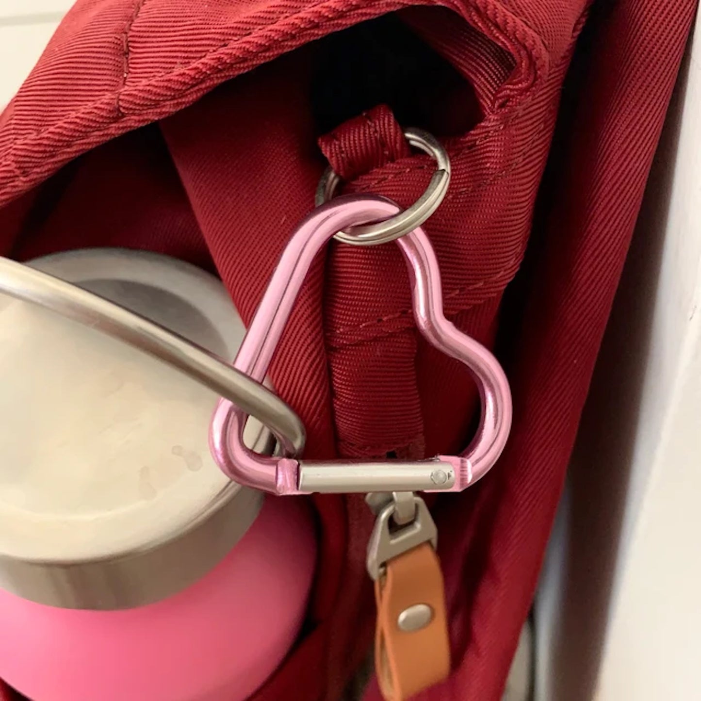 Heart Carabiner Clip (various colours) - Enamelhappy