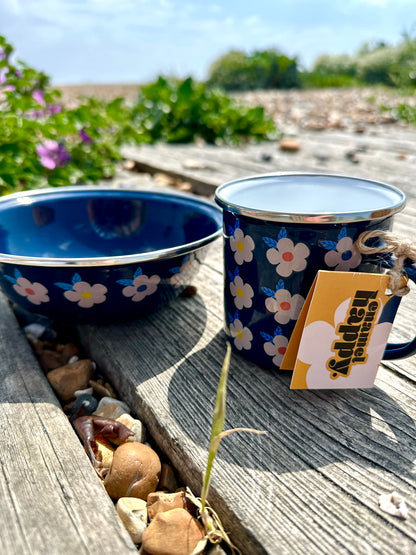 Enamel Bowl and Mug Set Retro Daisy Print - Enamelhappy
