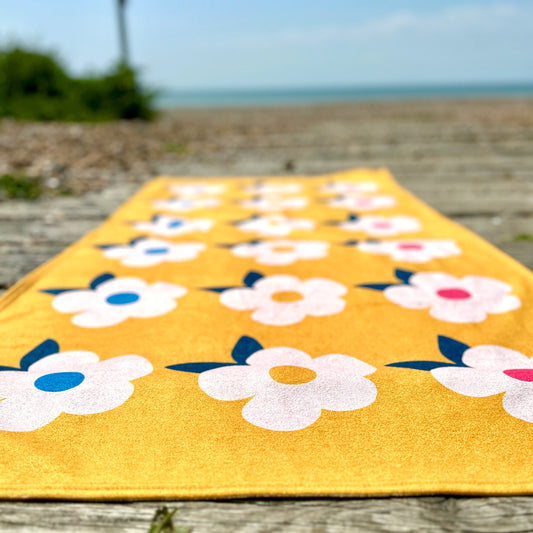 Beautiful Quick Dry Beach/Bath Towel Large - Retro Floral Honey Yellow - Enamelhappy