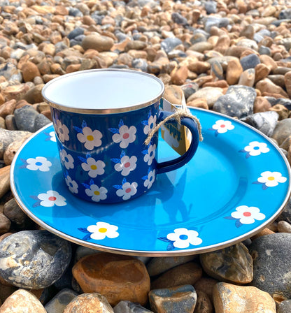 Pretty Camping Set Enamel Plate and Mug - Colourful Retro Flowers -Enamelhappy